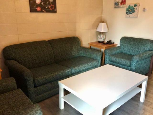 Thriftlodge Edmonton Esterno foto